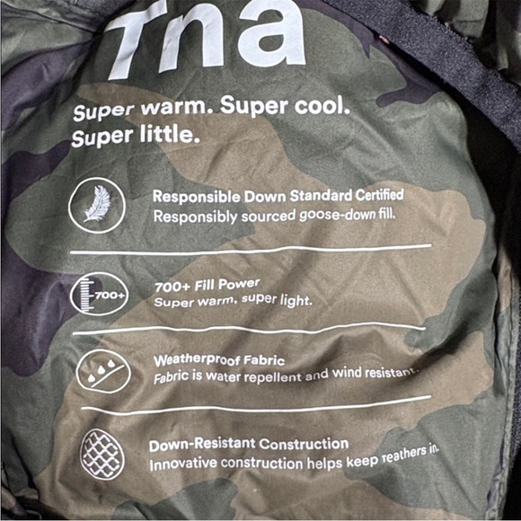 TNA Camouflage Insulated Jacket - Picture 3 of 4